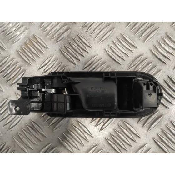 Maneta Interior Delantera Derecha para Volkswagen Passat (321/23/27/31)