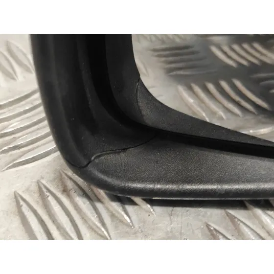 Retrovisor Izquierdo para Ford Focus Berlina (Cap)