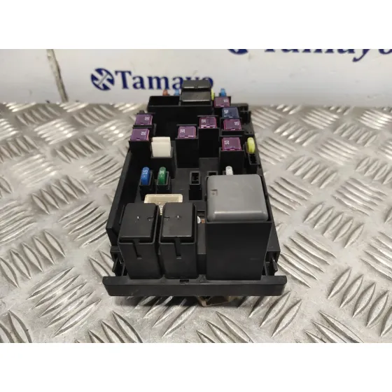 Caja Reles / Fusibles para Subaru Xv