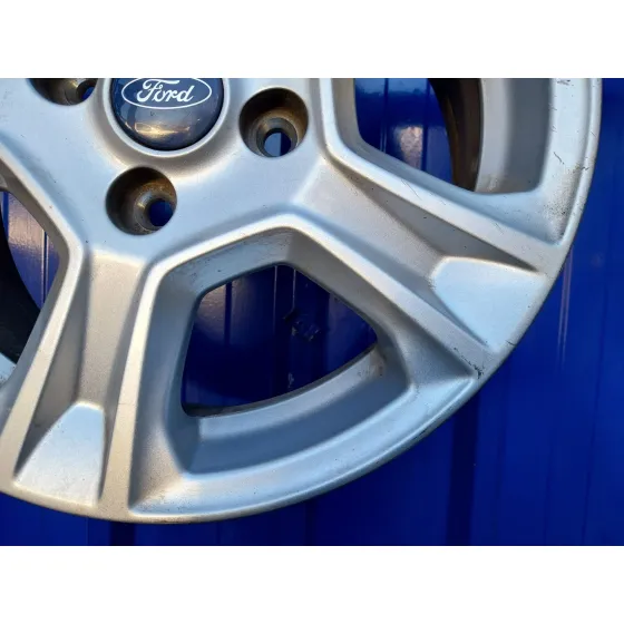 Llanta para Ford Tourneo Courier (C4A)