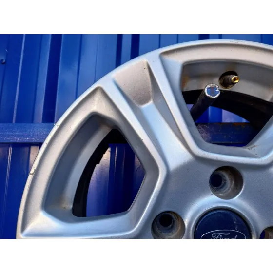 Llanta para Ford Tourneo Courier (C4A)