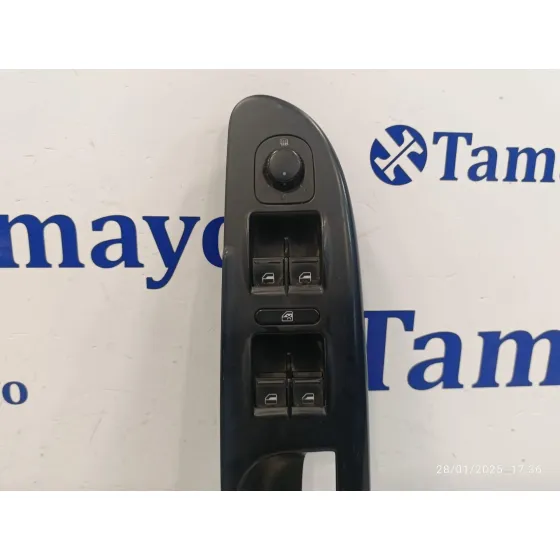 Mando Elevalunas Delantero Izquierdo para Volkswagen Passat Berlina (3C2)