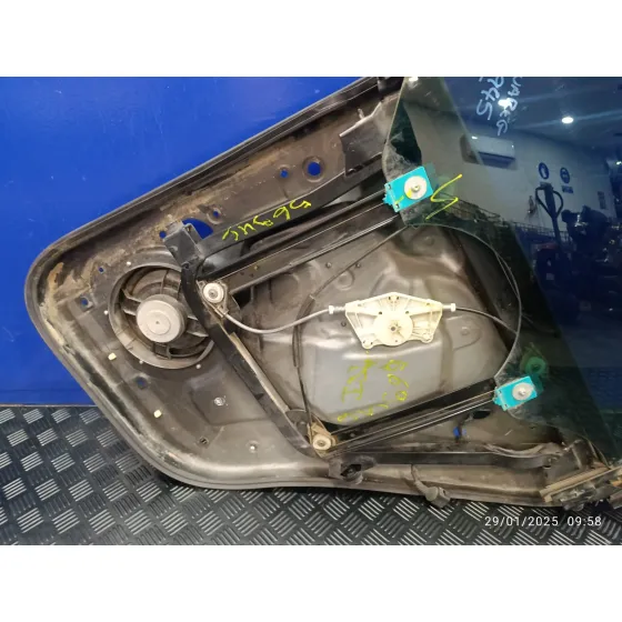 Elevalunas Trasero Izquierdo para Volkswagen Touareg (7L6)
