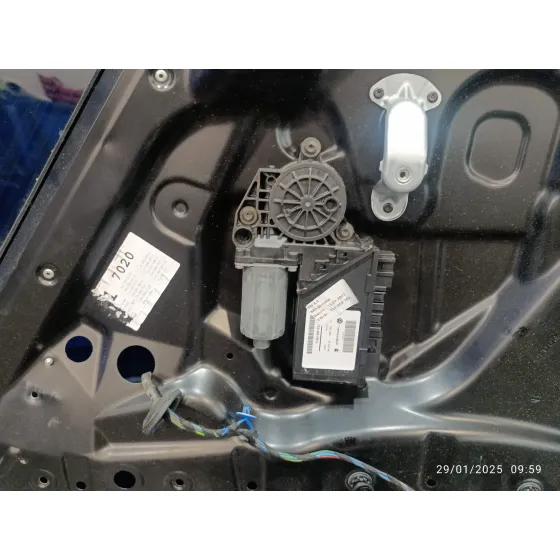Elevalunas Trasero Izquierdo para Volkswagen Touareg (7L6)