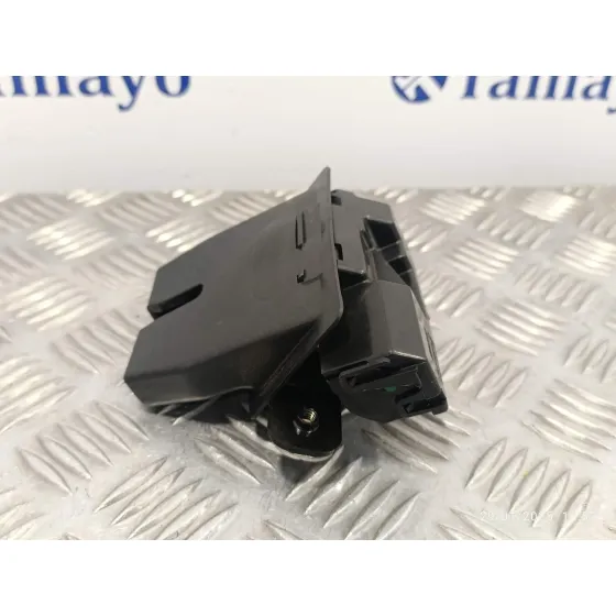 Cerradura Maletero / Porton para Ford Fiesta (Ccn)