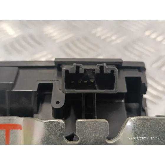 Cerradura Maletero / Porton para Ford Fiesta (Ccn)