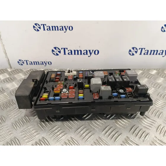 Caja Reles / Fusibles para Opel Insignia Berlina