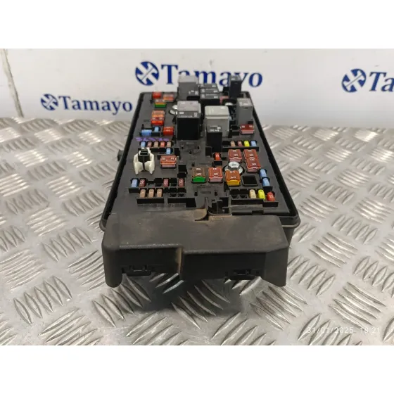 Caja Reles / Fusibles para Opel Insignia Berlina