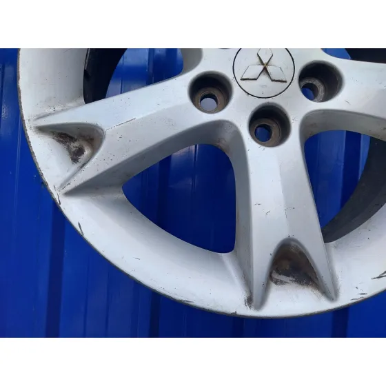Llanta para Mitsubishi Grandis (Na0W)