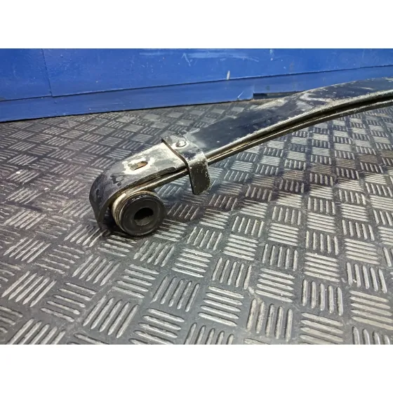 Ballesta Delantera para Mitsubishi Canter 01/99 ->