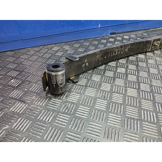 Ballesta Delantera para Mitsubishi Canter 01/99 ->