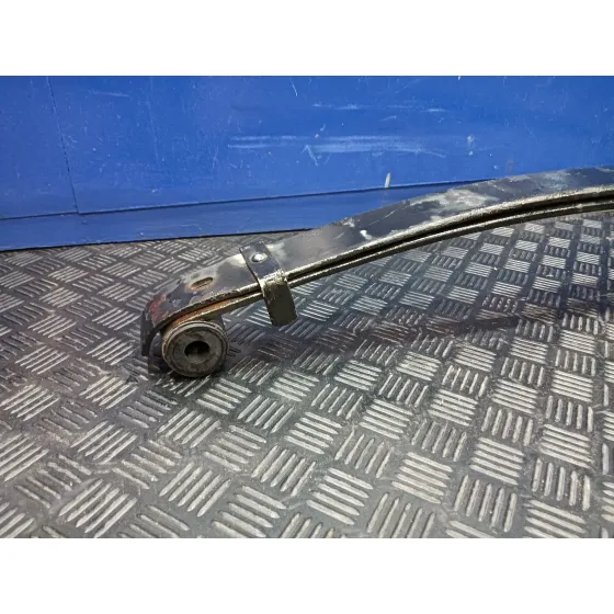 Ballesta Delantera para Mitsubishi Canter 01/99 ->