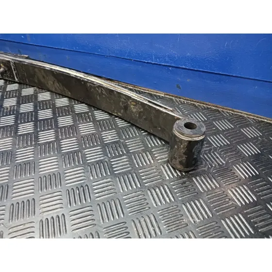 Ballesta Delantera para Mitsubishi Canter 01/99 ->