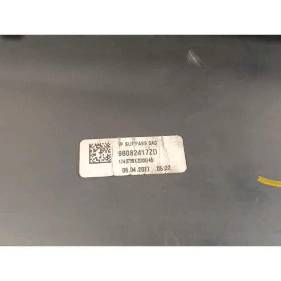Guantera para Toyota Proace