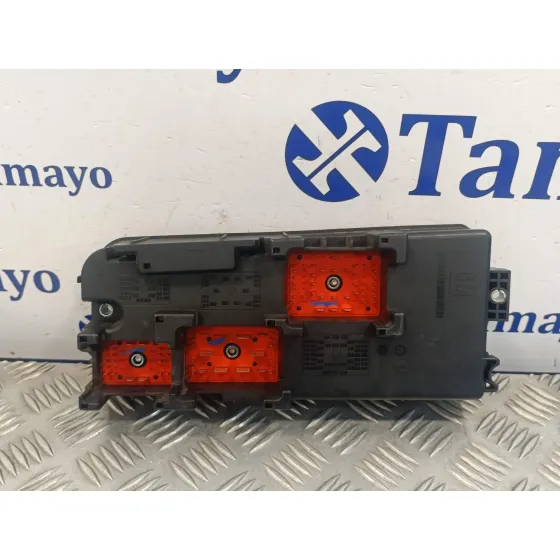 Caja Reles / Fusibles para Saab 9-3 Berlina