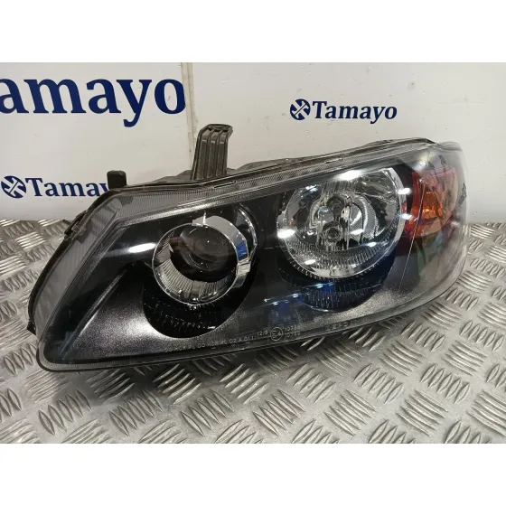Faro Izquierdo para Nissan Almera (N16/E)