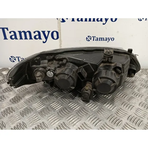 Faro Izquierdo para Nissan Almera (N16/E)