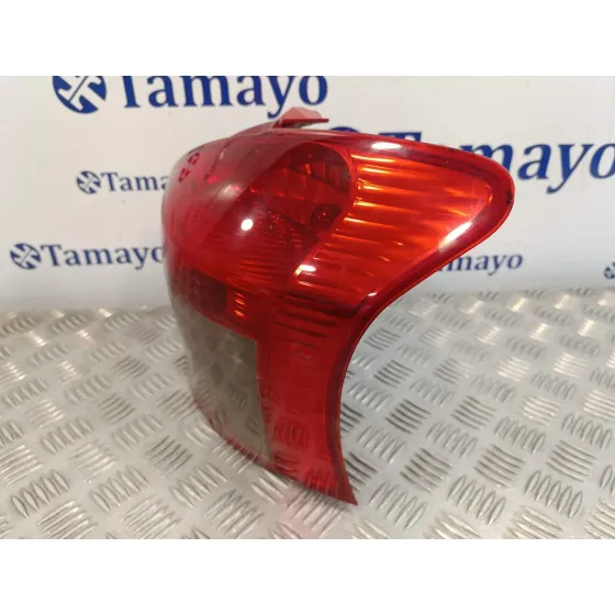 Piloto Trasero Derecho para Toyota Yaris (_P9_)