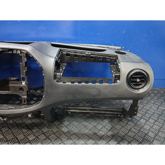 Salpicadero para Mercedes-Benz Vito Mixto (447)