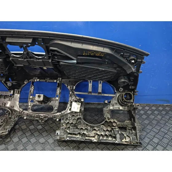 Salpicadero para Mercedes-Benz Vito Mixto (447)