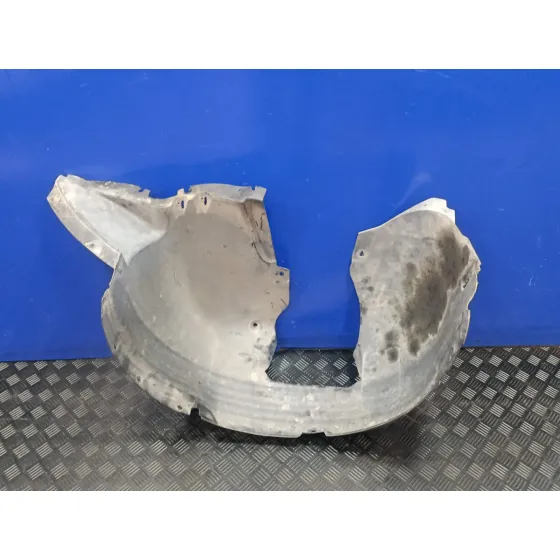 Plastico Paso Rueda Delantero Derecho para Seat Leon (1P1)