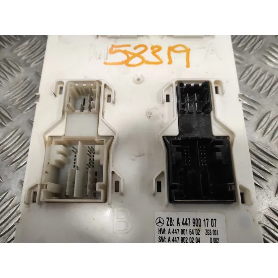 Caja Reles / Fusibles para Mercedes-Benz Vito Mixto (447)