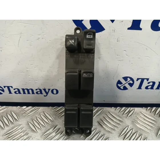 Mando Elevalunas Delantero Derecho para Nissan X-Trail (T30)
