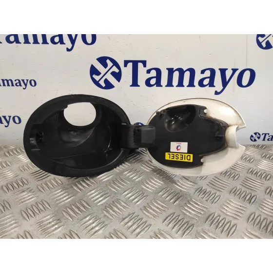 Tapa Exterior Combustible para Peugeot Expert