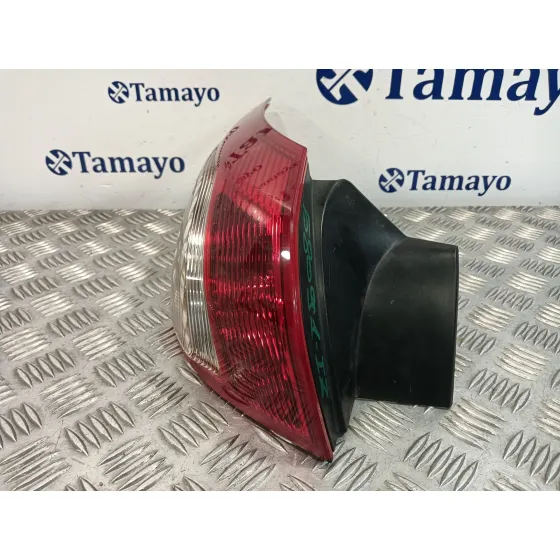 Piloto Trasero Izquierdo para Mitsubishi Lancer Berlina (Cy0)