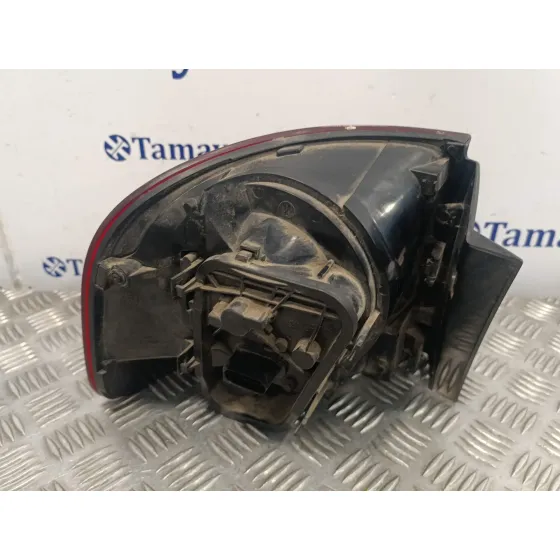 Piloto Trasero Derecho para Volkswagen Touareg (7L6)
