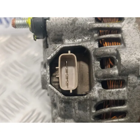Alternador para Mitsubishi Lancer Berlina (Cy0)