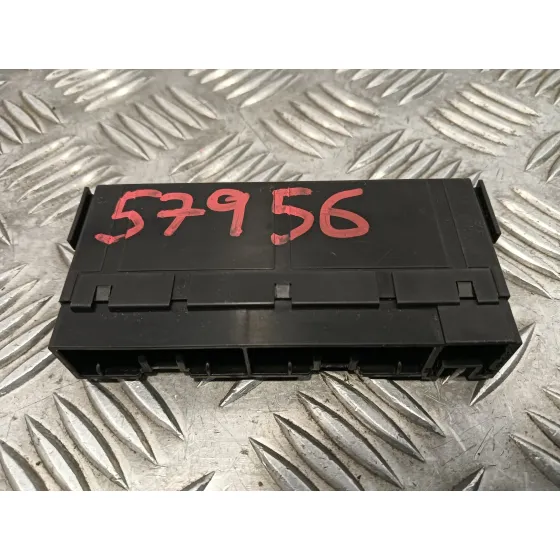 Caja Reles / Fusibles para Toyota Yaris