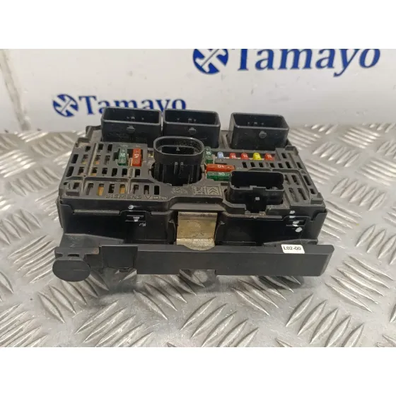 Caja Reles / Fusibles para Peugeot 407 Sw