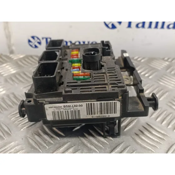 Caja Reles / Fusibles para Peugeot 407 Sw
