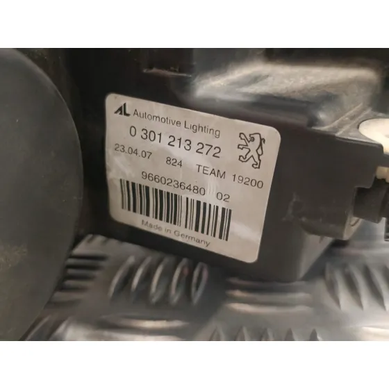 Faro Derecho para Peugeot 407 Sw