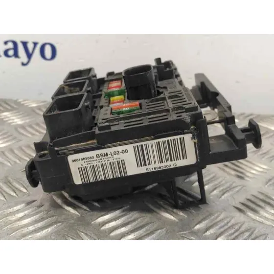 Caja Reles / Fusibles para Peugeot 407 Sw