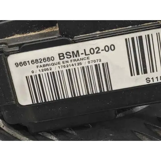 Caja Reles / Fusibles para Peugeot 407 Sw