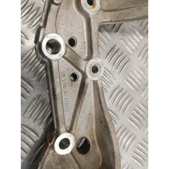 Soporte Brazo Suspension Delantero Derecho para Volkswagen Caddy Ka/Kb (2K)