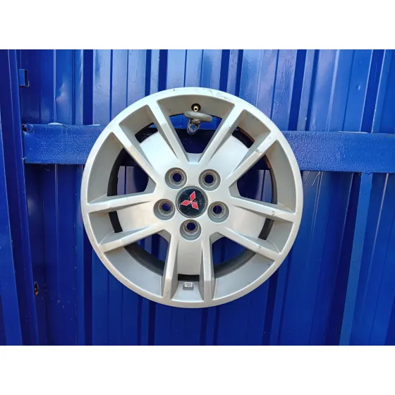 Llanta para Mitsubishi Lancer Berlina (Cy0)