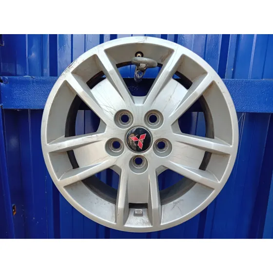 Llanta para Mitsubishi Lancer Berlina (Cy0)