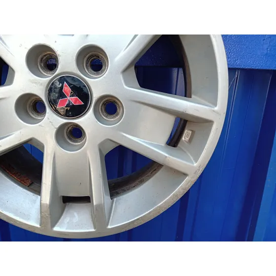 Llanta para Mitsubishi Lancer Berlina (Cy0)