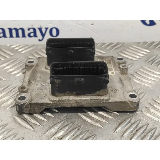 Centralita Motor Uce para Opel Corsa C