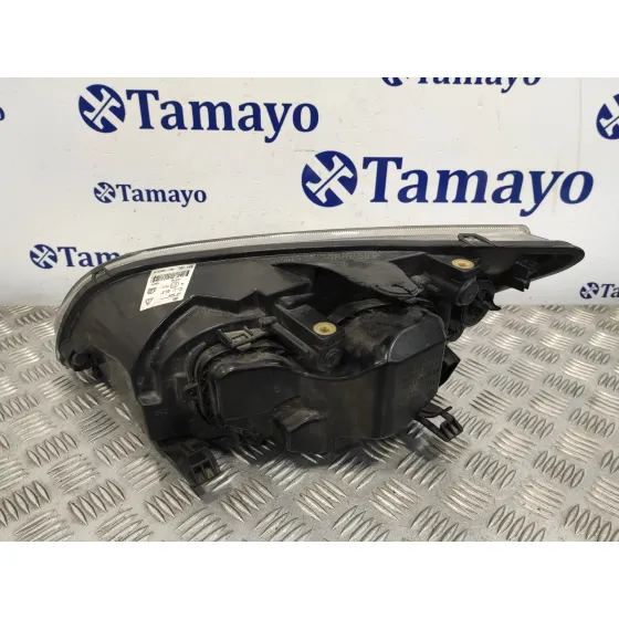 Faro Derecho para Ford Focus Berlina (Cap)
