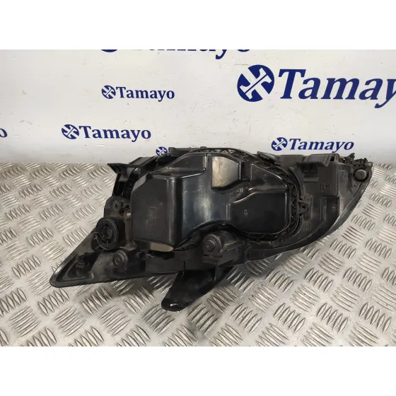 Faro Derecho para Ford Focus Berlina (Cap)