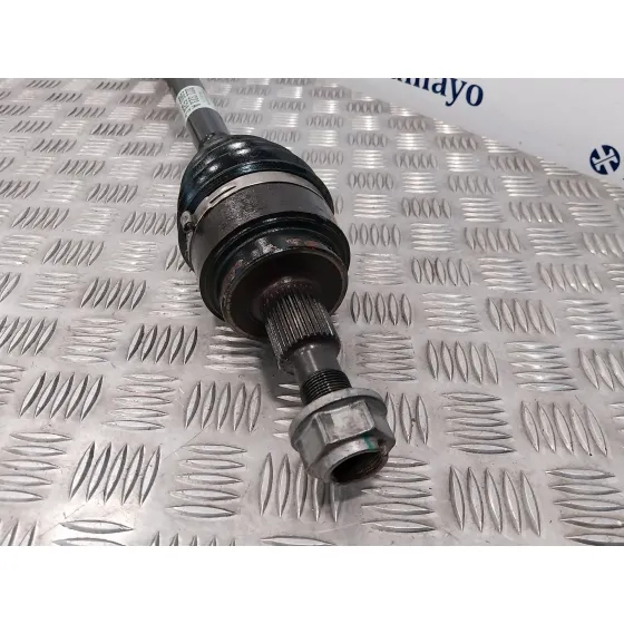 Transmision Trasera Izquierda para Mercedes-Benz Clase M (W164)