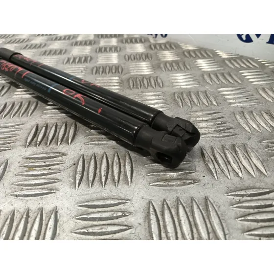 Amortiguadores Maletero / Porton para Audi A1 Sportback (8Xf)