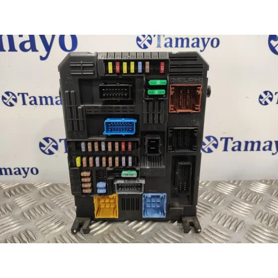 Caja Reles / Fusibles para Peugeot 308 Sw