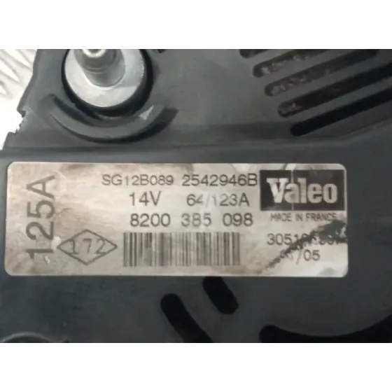 Alternador para Nissan Almera (N16/E)