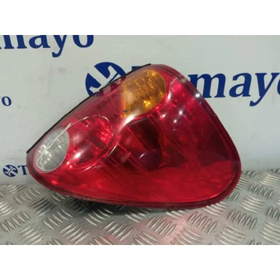 Piloto Trasero Derecho para Mitsubishi L 200 (Ka0/Kb0)