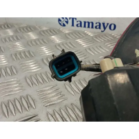 Piloto Trasero Derecho para Mitsubishi L 200 (Ka0/Kb0)